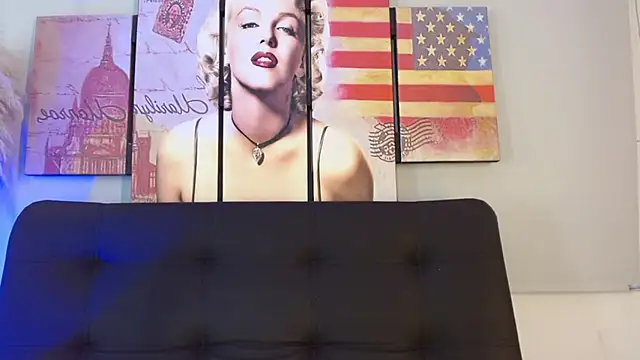 Desire Evelyn online show from 5, 1, 2026