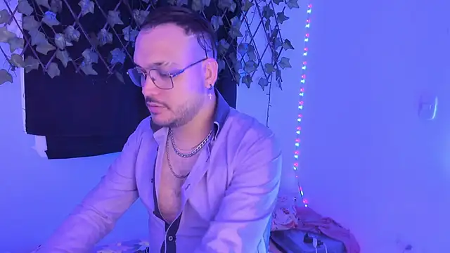 MarkWolfe1 online show from 9, 11, 2025