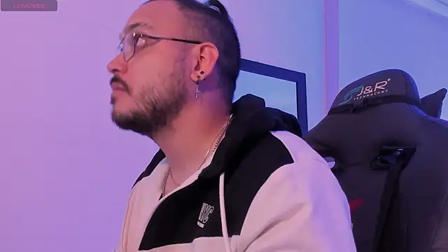 MarkWolfe1 online show from 22, 11, 2025