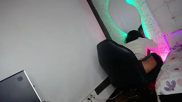 Catleya x online show from 6, 11, 2025