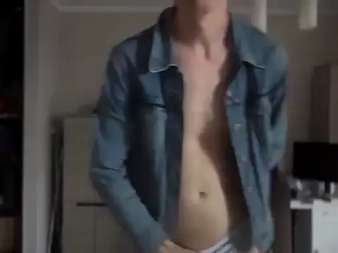 Snapshot of BrunoTwinkXXL chatting on 23, 11, 2025 BrunoTwinkXXL online show from 23, 11, 2025