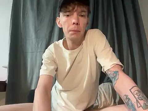 BrunoTwinkXXL online show from 6, 2, 2026