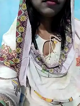 Snapshot of cute_mahi07 chatting on 2, 11, 2025 cute mahi07 online show from 2, 11, 2025