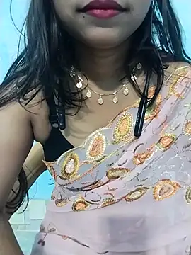 Snapshot of cute_mahi07 chatting on 11, 11, 2025 cute mahi07 online show from 11, 11, 2025