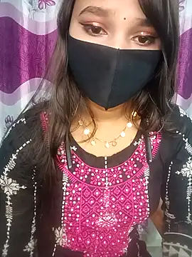 Snapshot of cute_mahi07 chatting on 29, 11, 2025 cute mahi07 online show from 29, 11, 2025