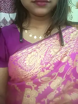 Snapshot of cute_mahi07 chatting on 5, 1, 2026 cute mahi07 online show from 5, 1, 2026