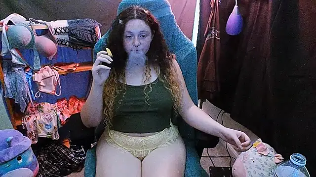 Snapshot of sugasunny04 chatting on 6, 1, 2026 sugasunny04 online show from 6, 1, 2026