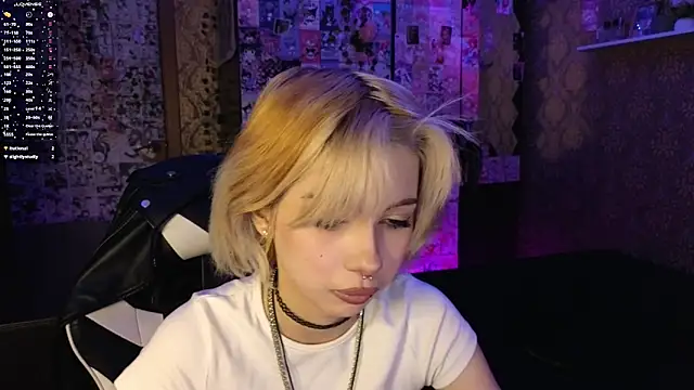 Snapshot of MissMorganMoon chatting on 13, 2, 2026 MissMorganMoon online show from 13, 2, 2026