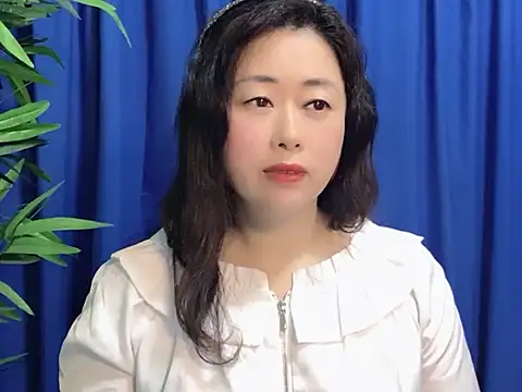 yaoyao22678 online show from 26, 10, 2025