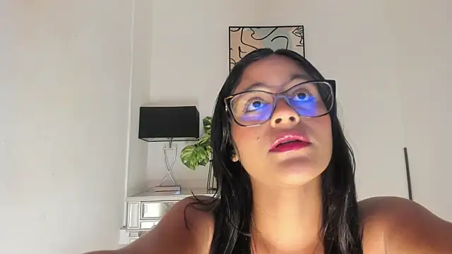 lizzakennedy online show from 20, 5, 2026
