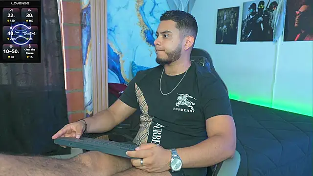 Tiler wolker online show from 30, 11, 2025