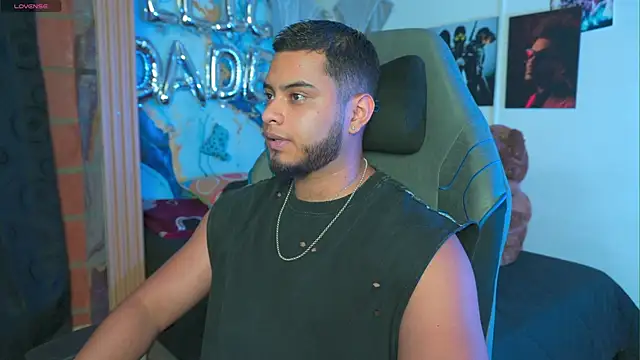 Snapshot of Tiler_wolker chatting on 3, 3, 2026 Tiler wolker online show from 3, 3, 2026