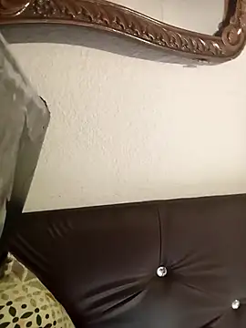 Snapshot of bubly34688 chatting on 4, 11, 2025 bubly34688 online show from 4, 11, 2025