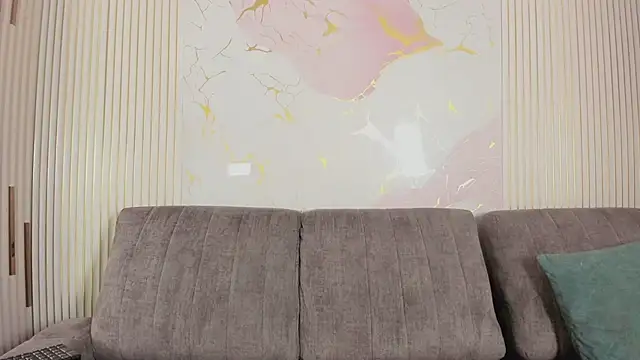 NhoanBrunette online show from 12, 6, 2026