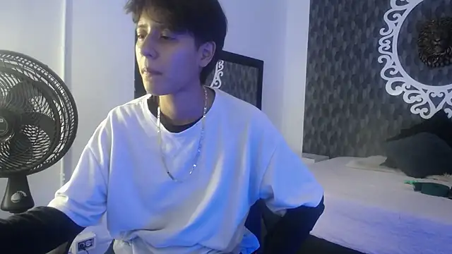 Ghost  Girl  online show from 2, 11, 2025