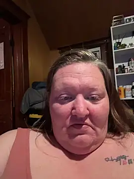 Snapshot of cuteandsassy85 chatting on 26, 10, 2025 cuteandsassy85 online show from 26, 10, 2025