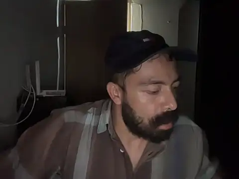 Lovemedadplease online show from 5, 2, 2026