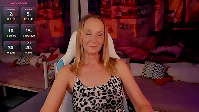 ScarlettPalmer online show from 20, 5, 2026