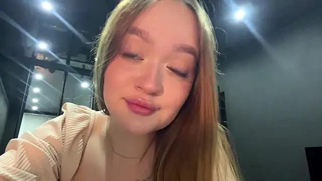 SecretGerl baby2007 online show from 7, 11, 2025