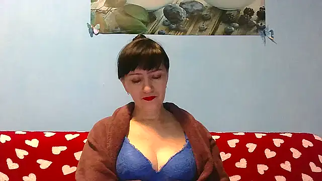 IffetLove42 online show from 10, 3, 2026