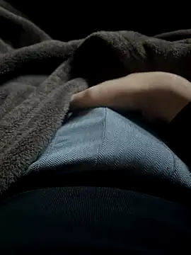 Snapshot of Goldendickinyou chatting on 29, 10, 2025 Goldendickinyou online show from 29, 10, 2025