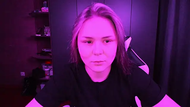 sophia lix online show from 15, 11, 2025