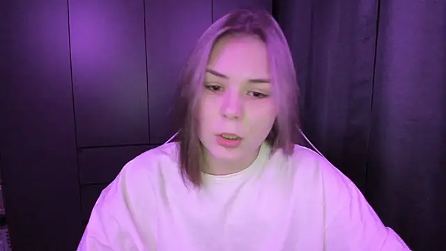 sophia lix online show from 20, 12, 2025