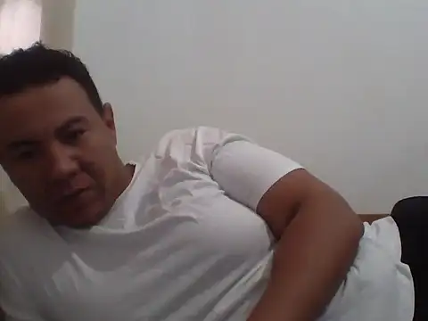 Fire latino online show from 11, 11, 2025