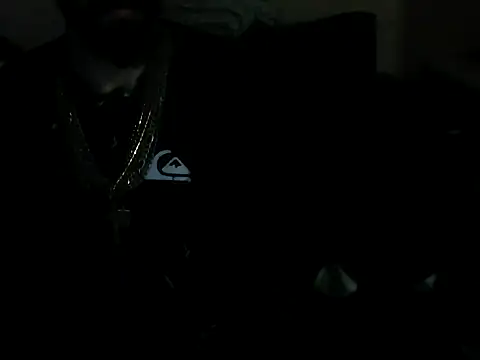 Snapshot of giovanift111 chatting on 13, 11, 2025 giovanift111 online show from 13, 11, 2025