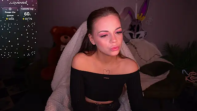 Snapshot of LexxxyJoy chatting on 6, 2, 2026 LexxxyJoy online show from 6, 2, 2026