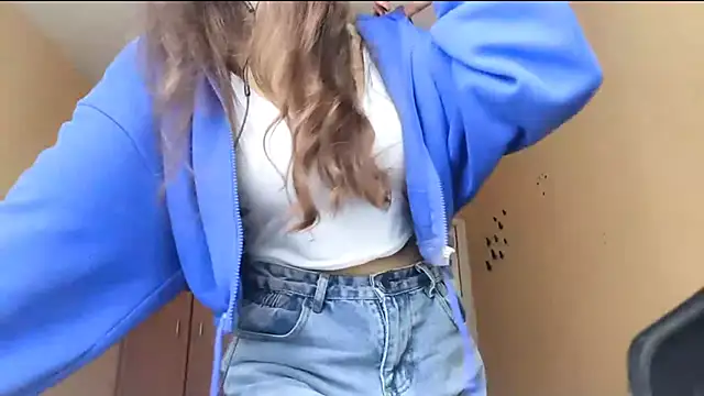 Kimixoo online show from 28, 10, 2025