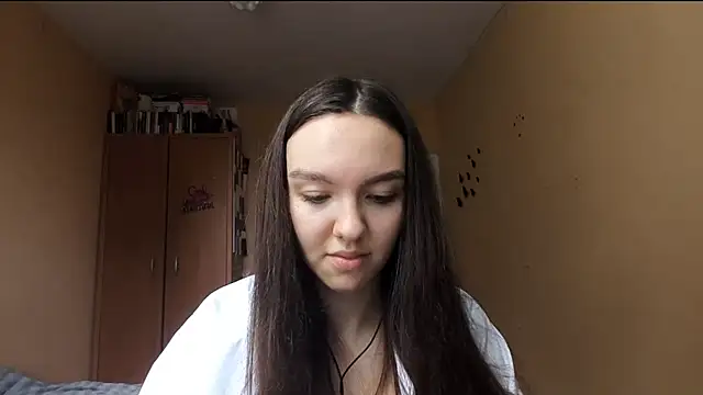 Kimixoo online show from 10, 11, 2025