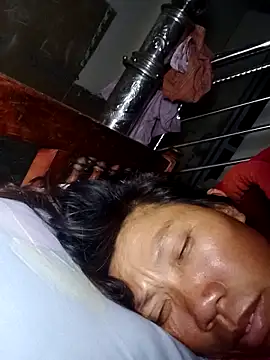 bella-la online show from 17, 12, 2025