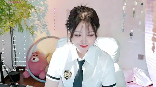 Snapshot of Yiluo95 chatting on 26, 5, 2026 Yiluo95 online show from 26, 5, 2026