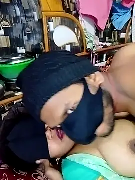 hot couple 000 online show from 20, 12, 2025