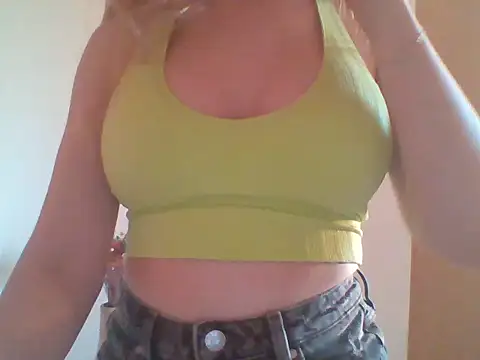 CandyBeeZZ online show from 27, 10, 2025