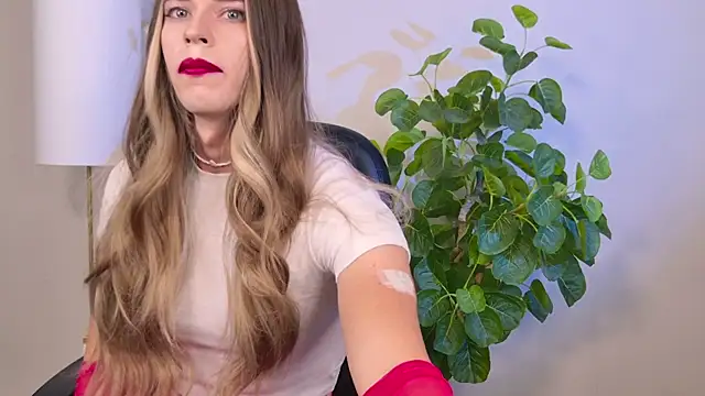 Branda Kelly online show from 3, 11, 2025