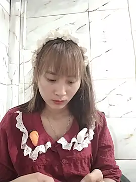 Snapshot of Em_xinh01 chatting on 13, 6, 2026 Em xinh01 online show from 13, 6, 2026