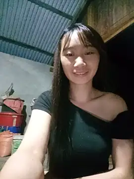 Snapshot of Linh_sexy98 chatting on 18, 5, 2026 Linh sexy98 online show from 18, 5, 2026