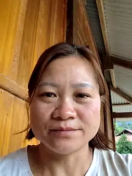 Snapshot of Nana_xinh chatting on 5, 11, 2025 Nana xinh online show from 5, 11, 2025