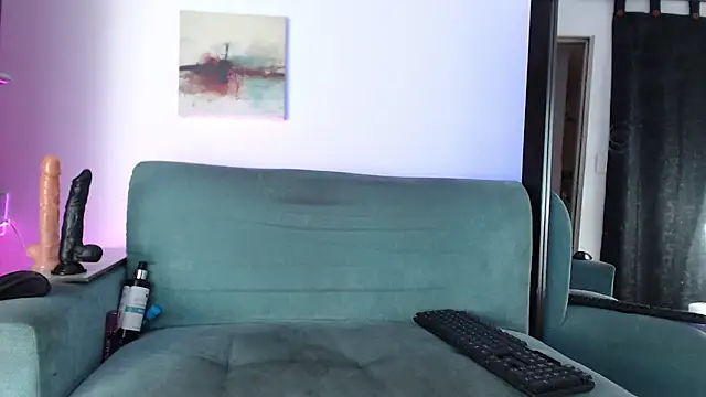 evelinmartinez online show from 10, 2, 2026