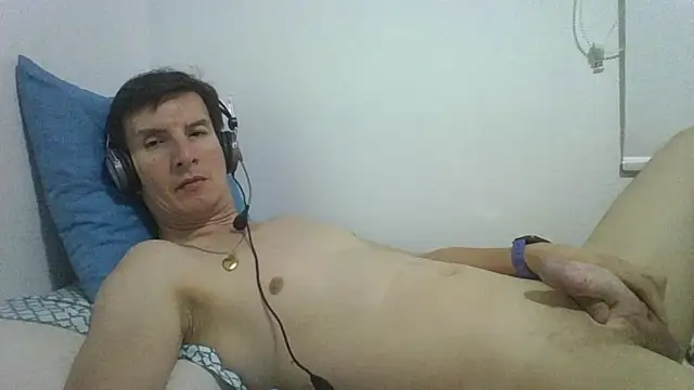 carliesexyman online show from 20, 12, 2025