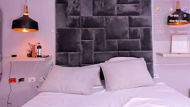 dakota ssky online show from 24, 11, 2025