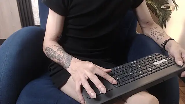 Snapshot of Nick_carterr_ chatting on 8, 1, 2026 Nick carterr online show from 8, 1, 2026