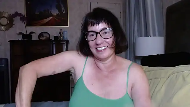 BigbustedBrenda online show from 27, 11, 2025