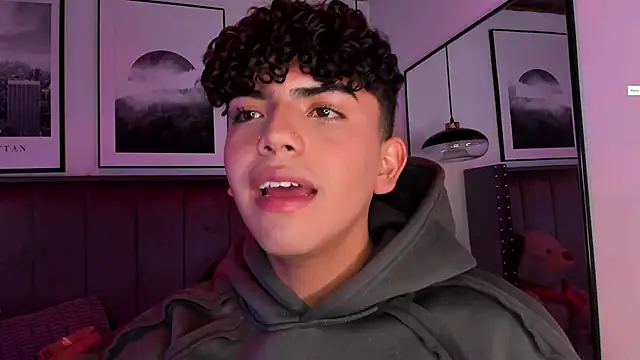 Niick Twiink online show from 7, 1, 2026