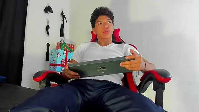 Maximiliano Khalil online show from 15, 12, 2025