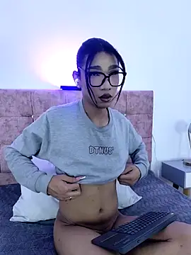 FernandaFox  online show from 13, 5, 2026