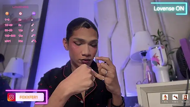 Snapshot of FernandaFox_ chatting on 15, 6, 2026 FernandaFox online show from 15, 6, 2026