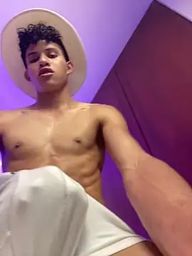 KamiSuarez online show from 27, 2, 2026